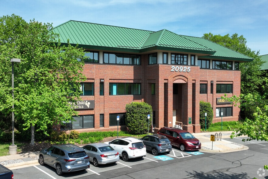 20925 Professional Plz, Ashburn, VA for lease - Building Photo - Image 1 of 12