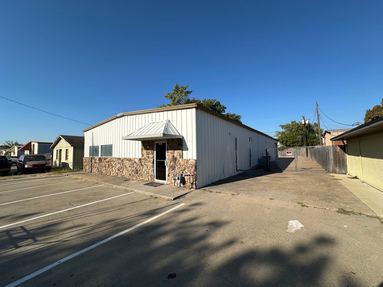 5021 Gordon Smith Dr, Rowlett, TX for sale Building Photo- Image 1 of 22