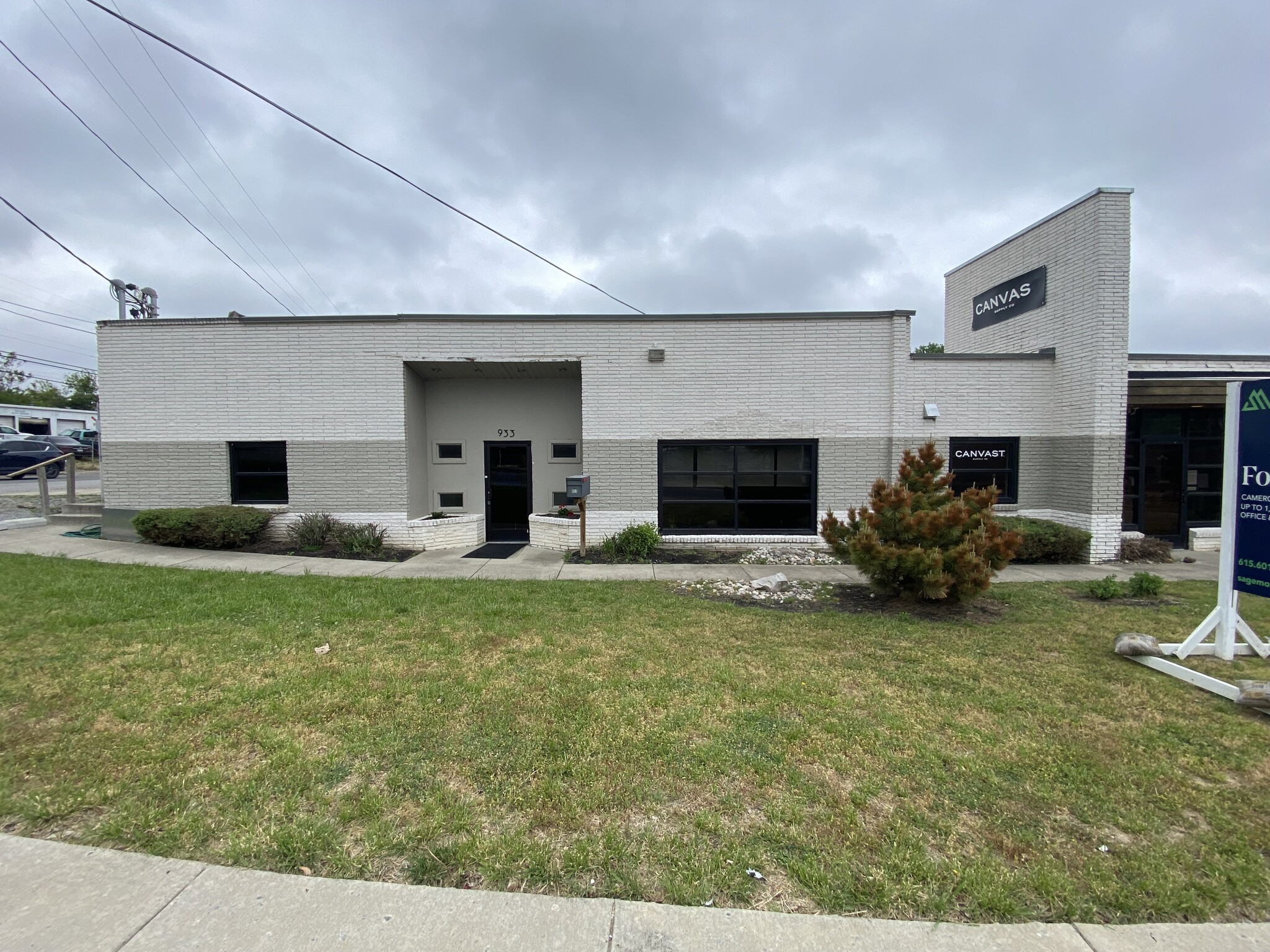 935-937 E Trinity Ln, Nashville, TN à louer Photo intérieure- Image 1 de 18