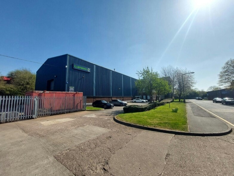 Dudley Rd, Kingswinford for lease - Building Photo - Image 1 of 6