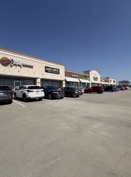 1500 W Hebron Pky, Carrollton, TX for lease Interior Photo- Image 1 of 3