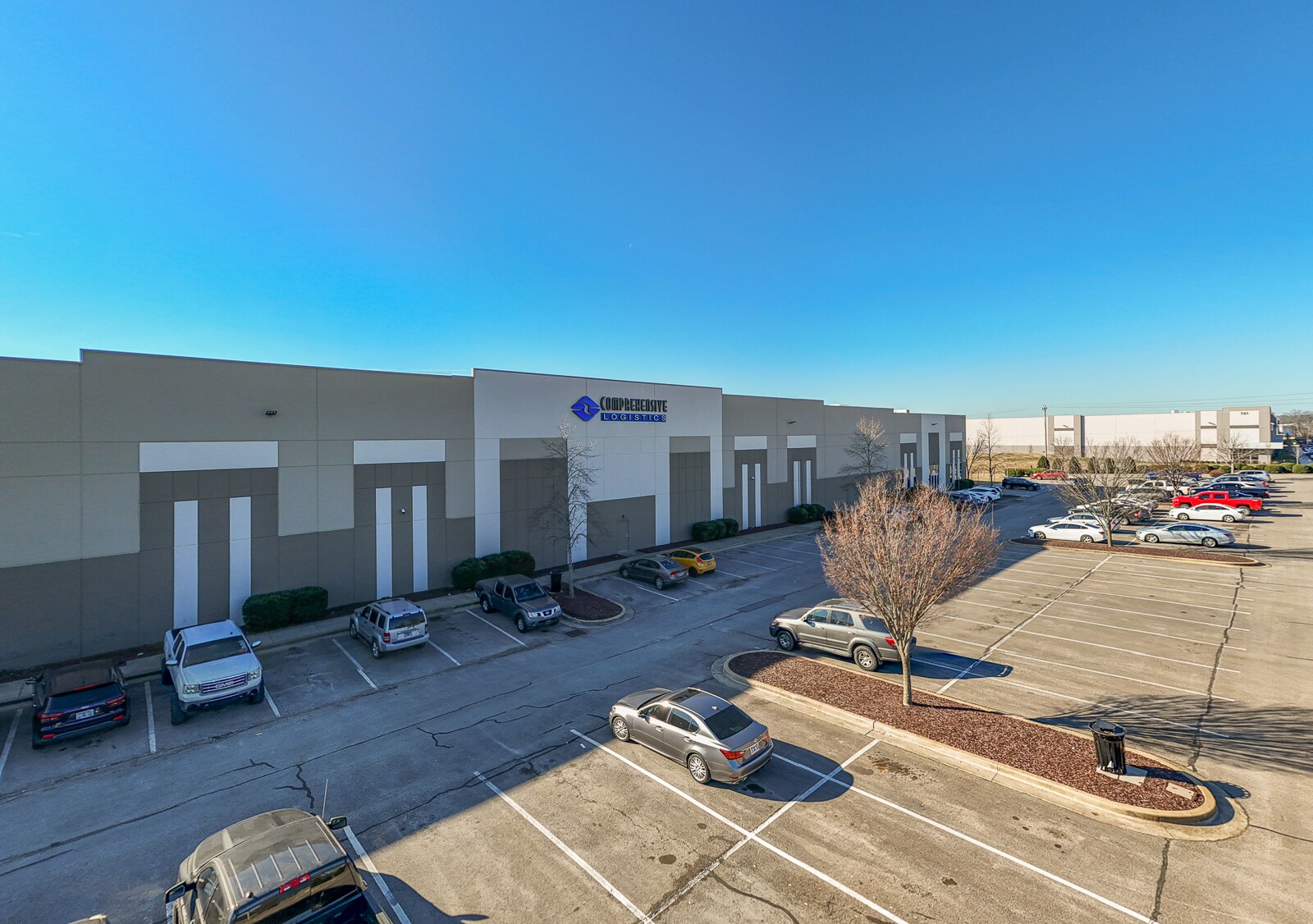 SPRING HILL LOGISTICS CENTER portefeuille de 2 propriétés à vendre sur LoopNet.ca Photo du bâtiment- Image 1 de 38