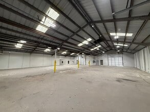 2661-2669 Ludelle St, Fort Worth, TX for lease Interior Photo- Image 2 of 7