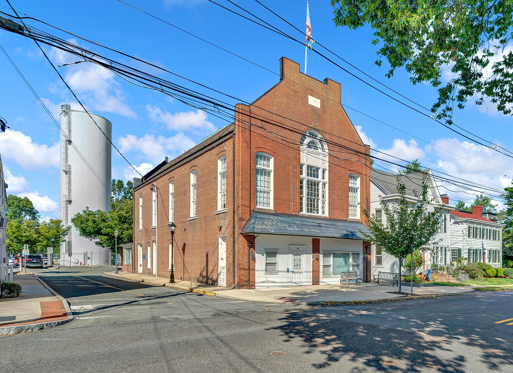 24 N Main St, Pennington, NJ à vendre Photo du bâtiment- Image 1 de 12