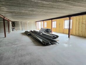 248 1st Ave E, Dyersville, IA à louer Photo intérieure- Image 2 de 7