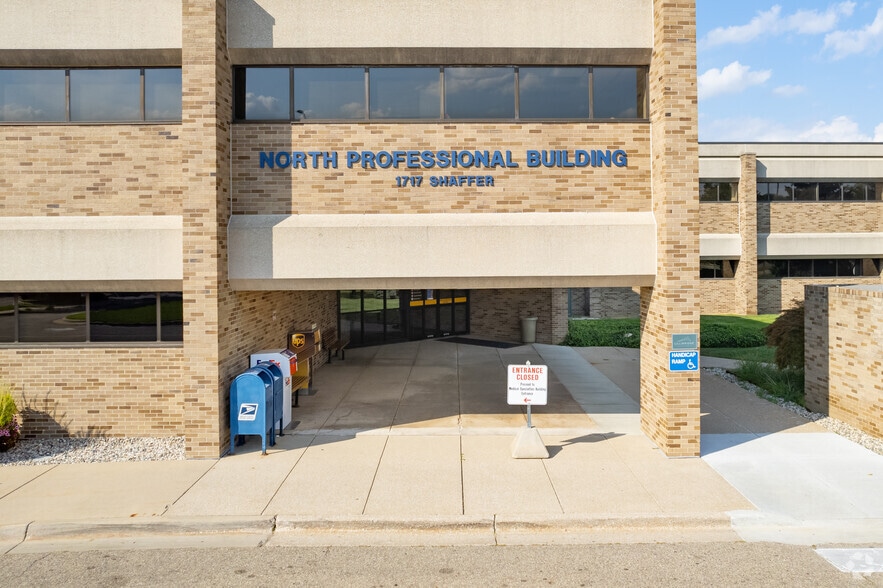 1717 Shaffer St, Kalamazoo, MI for lease - Building Photo - Image 3 of 9