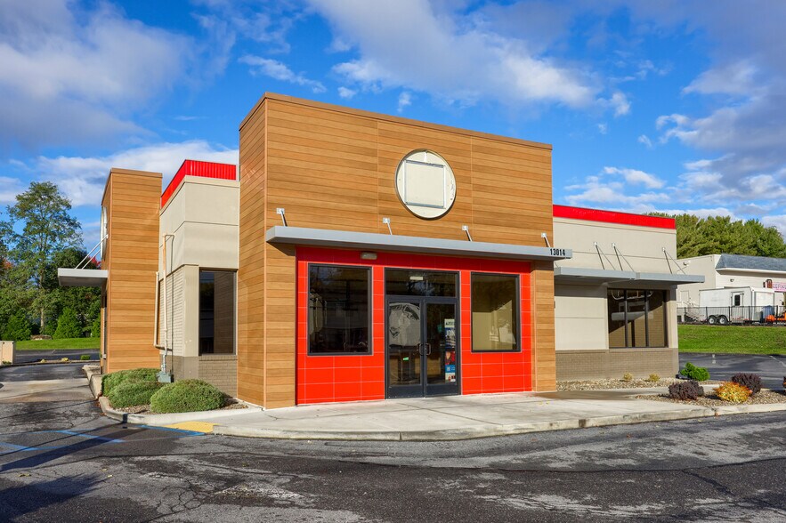 13014 Pennsylvania Ave, Hagerstown, MD à louer - Photo du bâtiment - Image 2 de 3