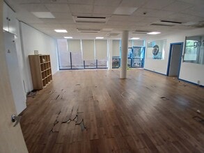 Avenida Manzanares, 4, Madrid, Madrid for lease Interior Photo- Image 2 of 6