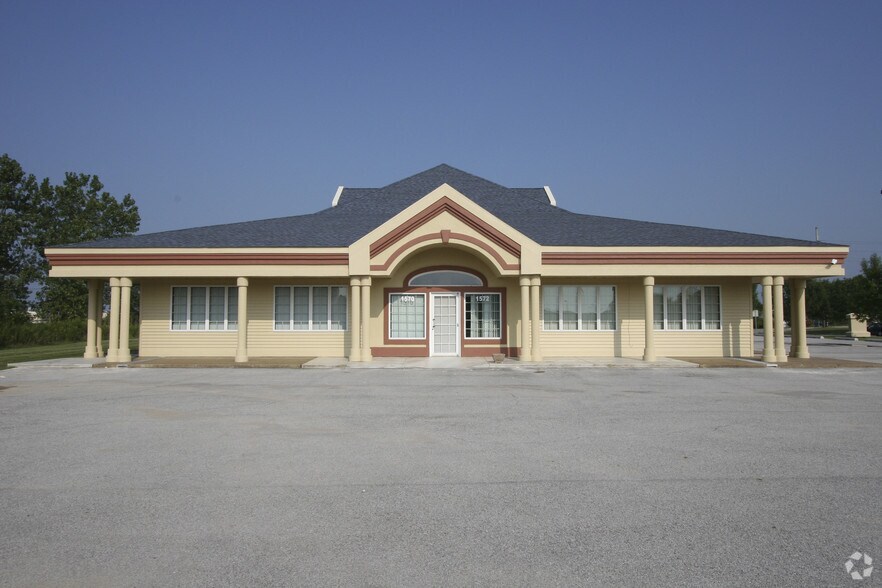 1572-1578 E 85th Ave, Merrillville, IN à louer - Photo du bâtiment - Image 2 de 11