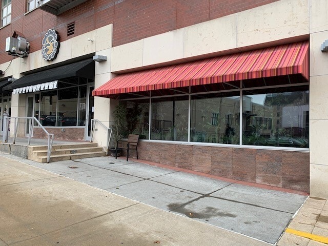 308 S 9th St, Columbia, MO for lease - Building Photo - Image 2 of 9