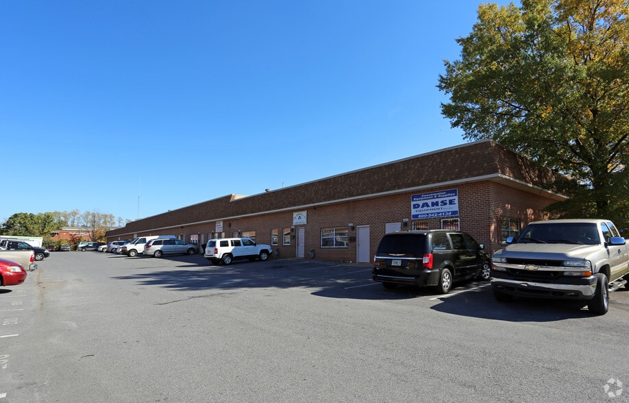 12211-12227 Distribution Pl, Beltsville, MD for lease - Primary Photo - Image 1 of 2