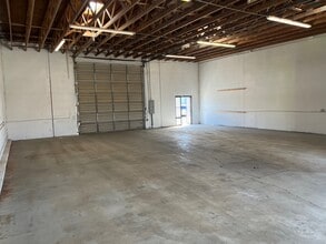 17615 Alder St, Hesperia, CA à louer Photo intérieure- Image 1 de 3