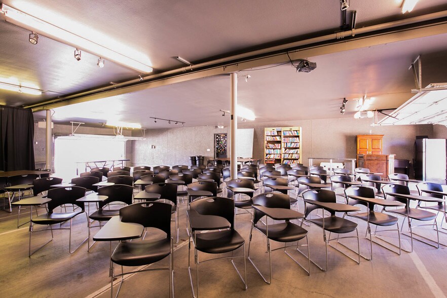 317 S 6th St, Las Vegas, NV à vendre - Photo intérieure - Image 2 de 59