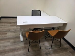 31371 Rancho Viejo Rd, San Juan Capistrano, CA à louer Photo intérieure- Image 2 de 9