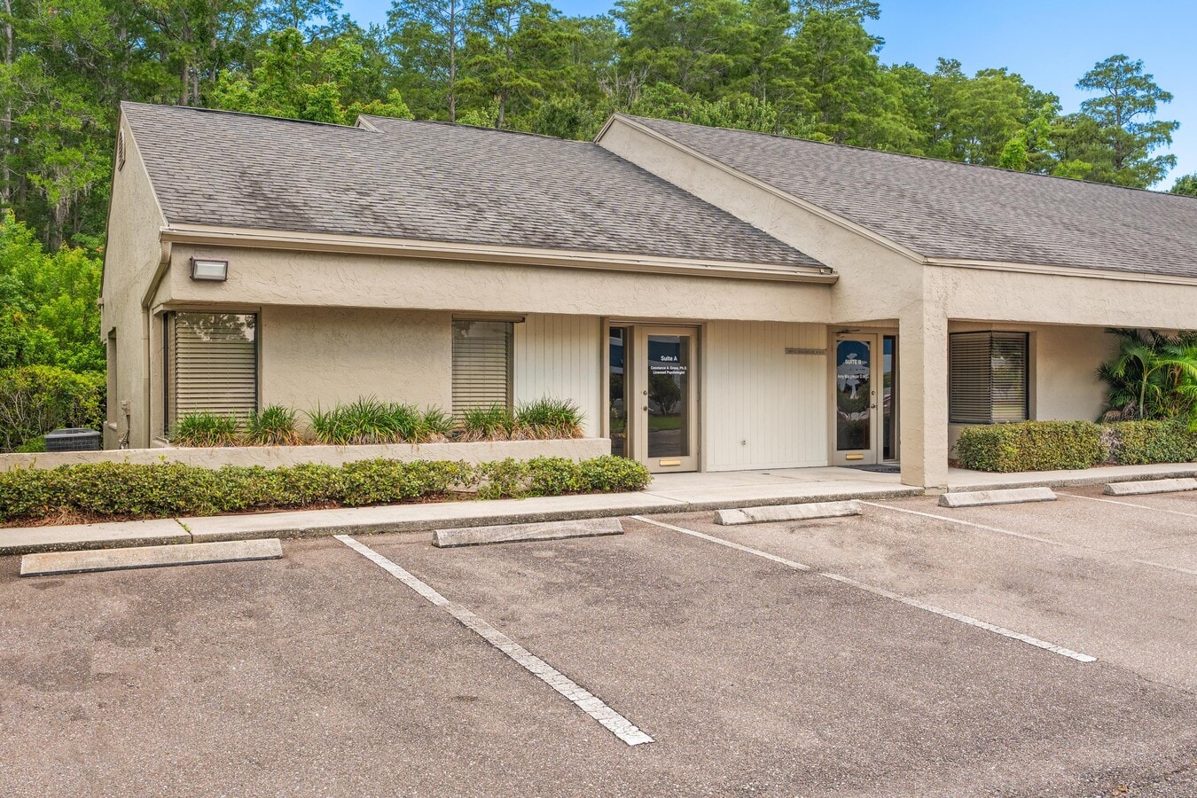 2424 Enterprise Rd, Clearwater, FL 33763 - Unité A - - Photo intérieure - Image 2 of 17