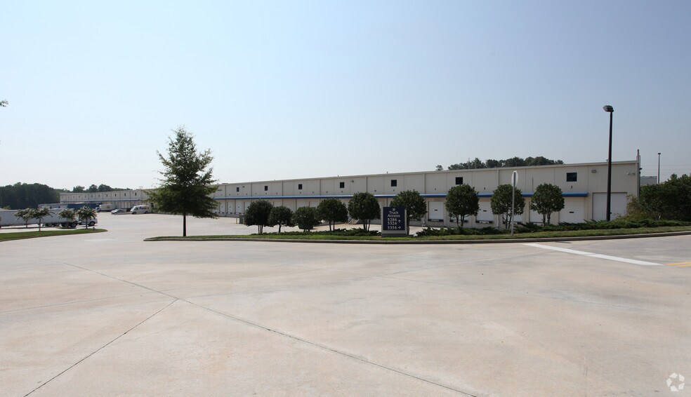 5324 Georgia Highway 85, Atlanta, GA for lease - Building Photo - Image 2 of 3