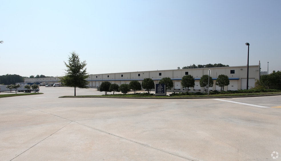 5324 Georgia Highway 85, Atlanta, GA for lease - Building Photo - Image 3 of 3