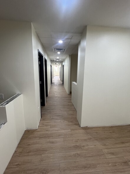 508 Adams St, Fort Worth, TX for lease - Interior Photo - Image 1 of 7