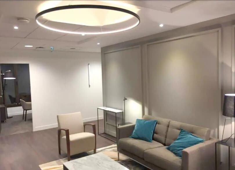 Office in Le Vésinet for lease - Interior Photo - Image 1 of 20