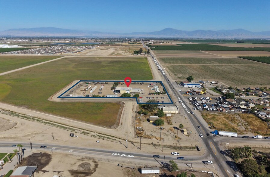 9520 Taft Hwy, Bakersfield, CA à louer - Photo du bâtiment - Image 3 de 4