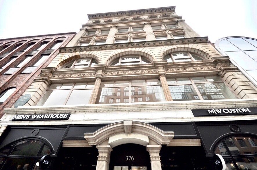 376 Boylston St, Boston, MA à louer - Photo du bâtiment - Image 2 de 4