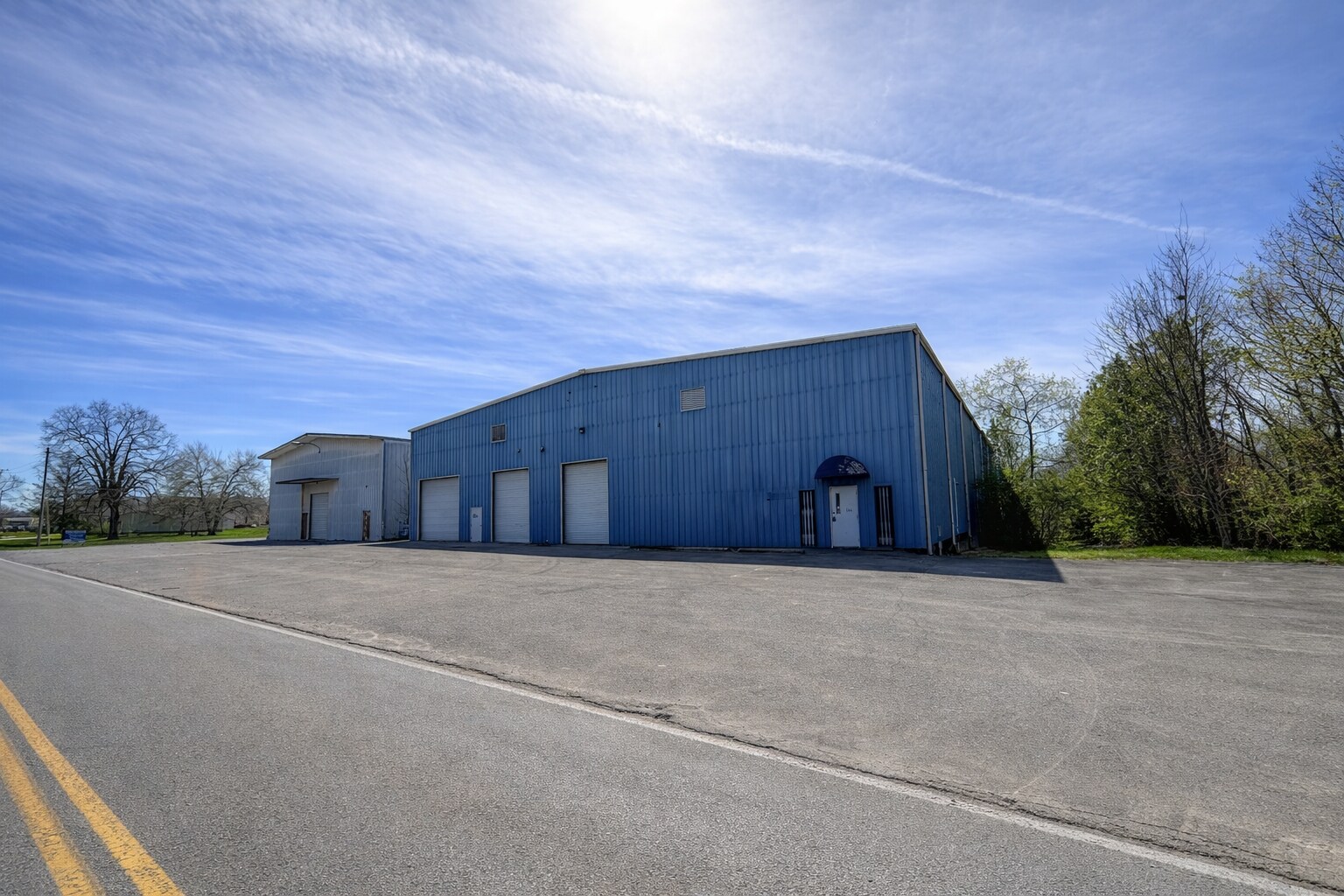604 SW Atlantic St, Tullahoma, TN for sale Interior Photo- Image 1 of 8