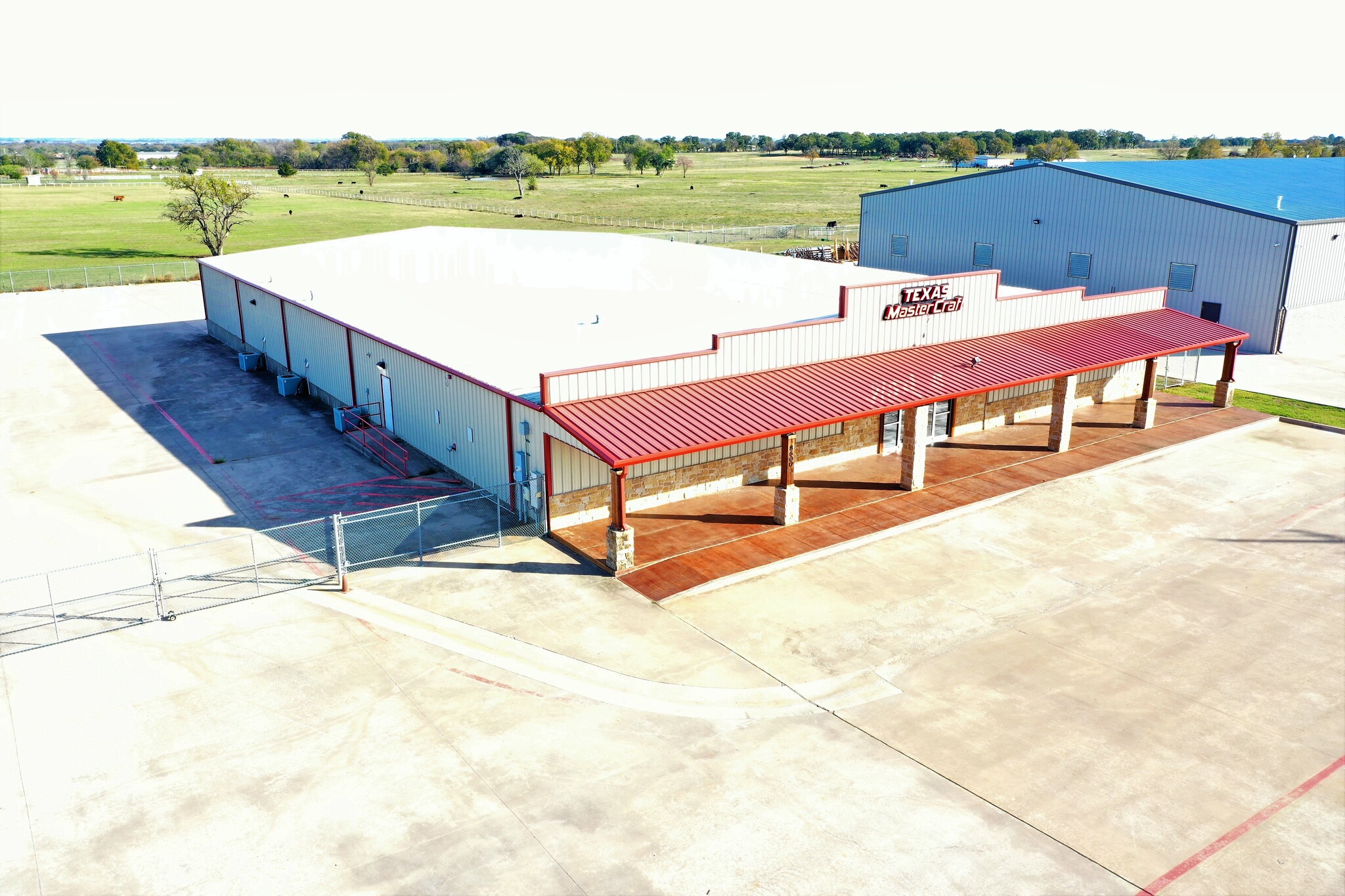 8600 Highway 377, Pilot Point, TX for sale Primary Photo- Image 1 of 1