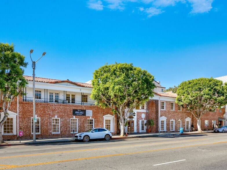 1033 Gayley Ave, Los Angeles, CA for lease - Building Photo - Image 1 of 10