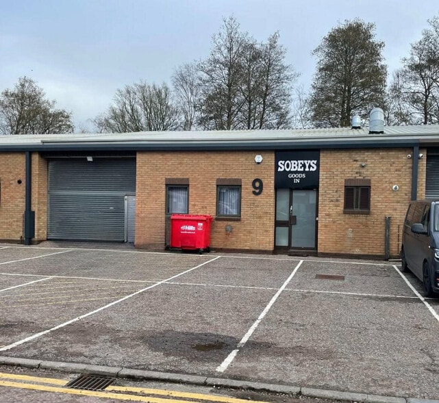 North End Rd, Yatton for lease - Building Photo - Image 2 of 10