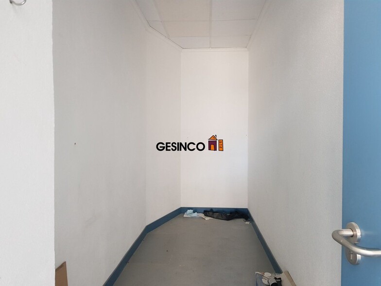 Retail in Ontinyent, Valencia for lease - Building Photo - Image 3 of 4