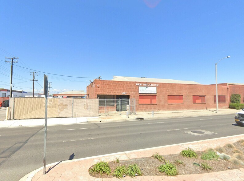 1601 W Rosecrans Ave, Gardena, CA à louer - Photo du bâtiment - Image 2 de 2