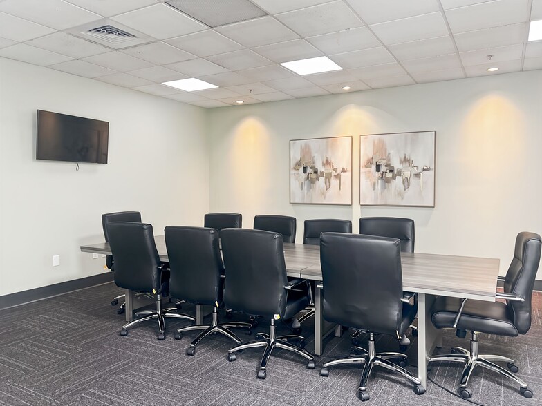 1515 Hancock St, Quincy, MA for lease - Building Photo - Image 1 of 16