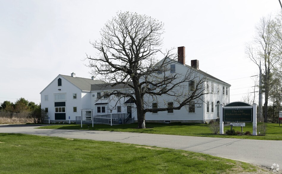 510 Main St, Gorham, ME à louer - Photo du bâtiment - Image 2 de 32