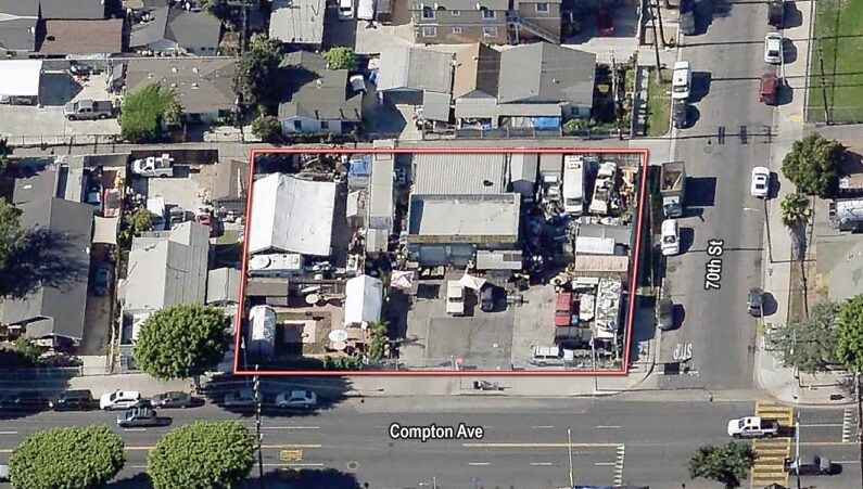 7001 Compton Ave, Los Angeles, CA à vendre Photo du bâtiment- Image 1 de 3