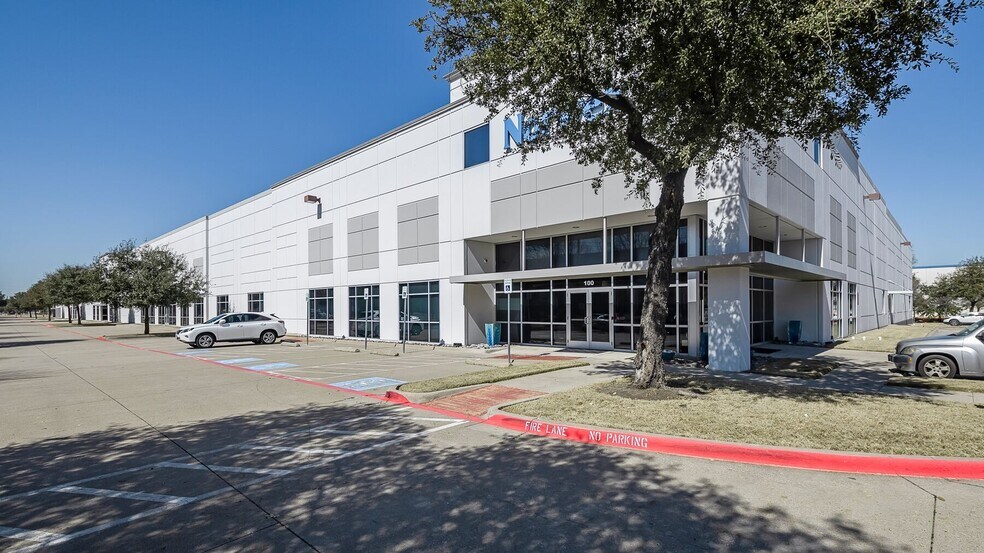 800 W Bethel Rd, Coppell, TX à louer - Photo du bâtiment - Image 2 de 7