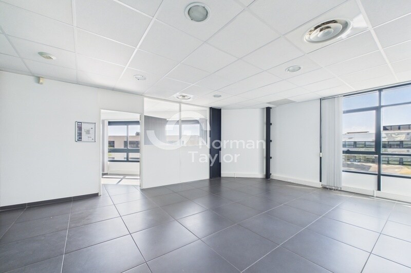 Office in Montpellier for sale - Interior Photo - Image 2 of 11