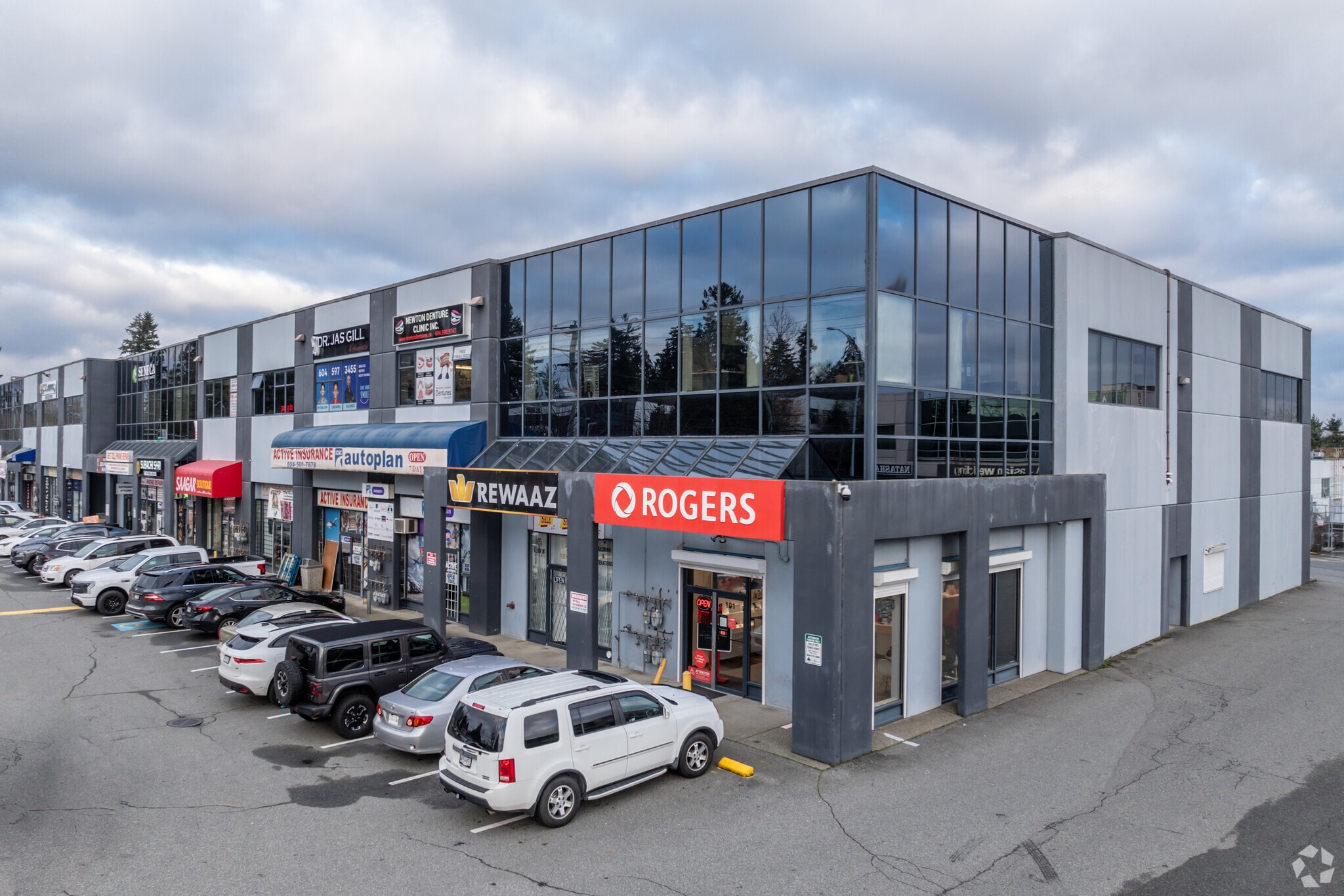 8334 128 St, Surrey, BC for sale Primary Photo- Image 1 of 4