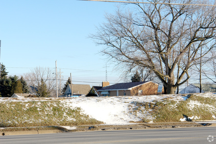 835 W State St, Alliance, OH à vendre - Photo principale - Image 1 de 1