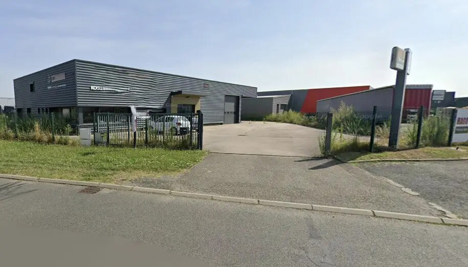 Flex dans Arnas à louer Photo du bâtiment- Image 1 de 3