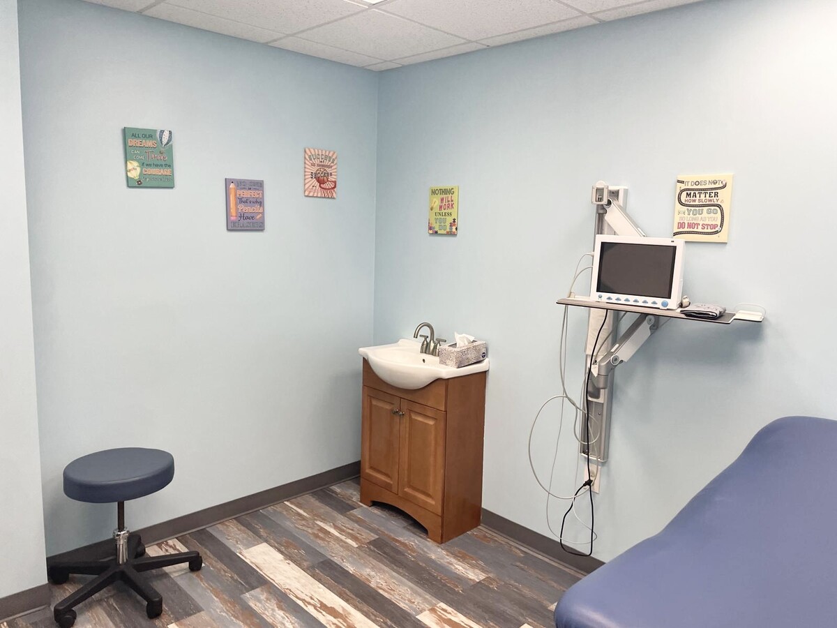 7115 Leesburg Pike, Falls Church, VA 22043 - Unité 315 -  - Photo intérieure - Image 2 of 6