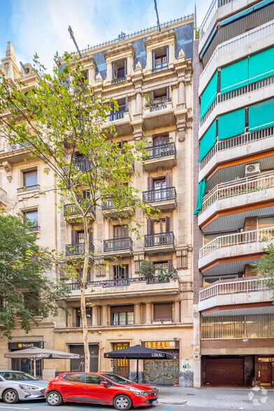 118 Carrer del Bruc, BARCELONA, Barcelona for sale - Primary Photo - Image 1 of 1