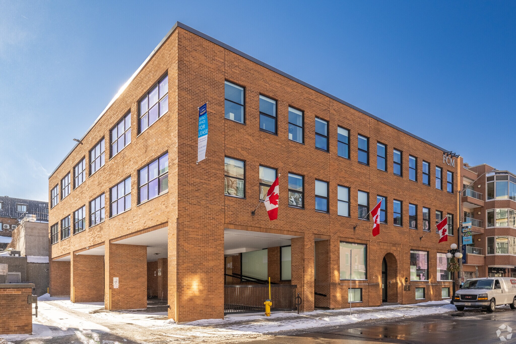 24 Clarence St, Ottawa, ON à louer Photo du bâtiment- Image 1 de 3