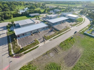 Plus de détails pour 101 SE 29th Ter, Lee's Summit, MO - Bureau à louer