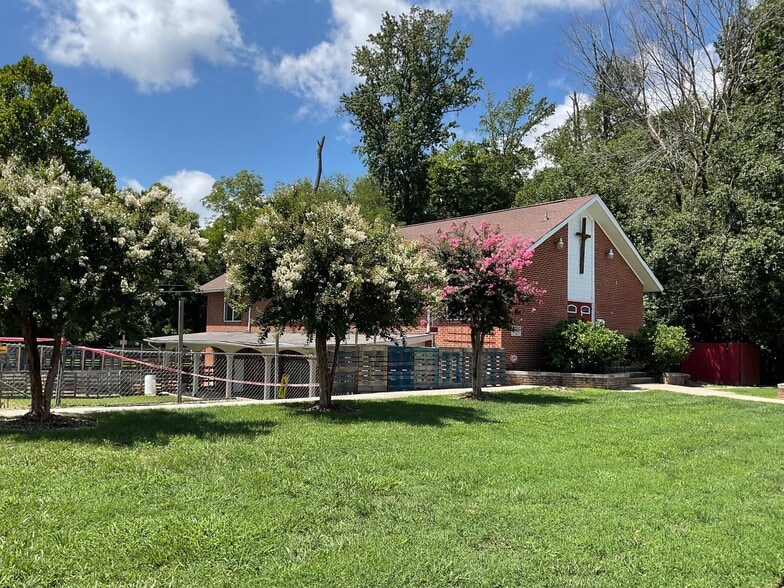 1852 Liberty St, Durham, NC for sale - Building Photo - Image 2 of 21