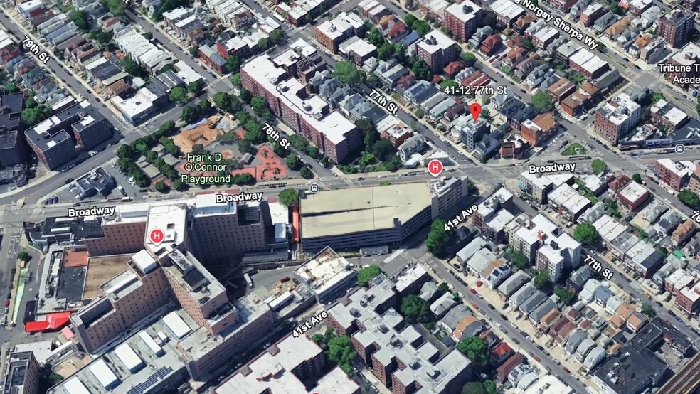 41-12 77th St, Elmhurst, NY à louer - Vidéo sur l’inscription commerciale - Image 2 de 4