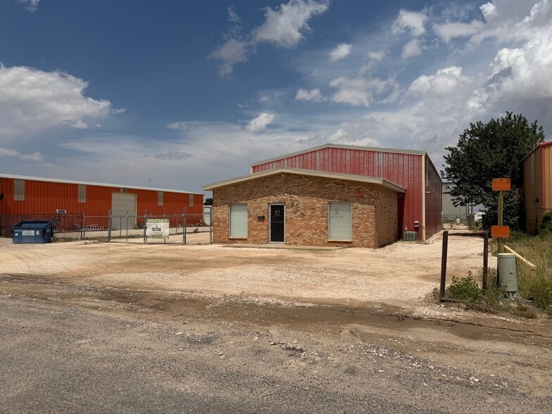 4921 S County Road 1303, Odessa, TX for lease - Building Photo - Image 2 of 11