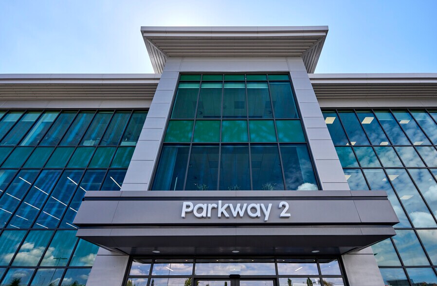 Buckshaw Parkway 2, Chorley à louer - Photo du bâtiment - Image 3 de 16