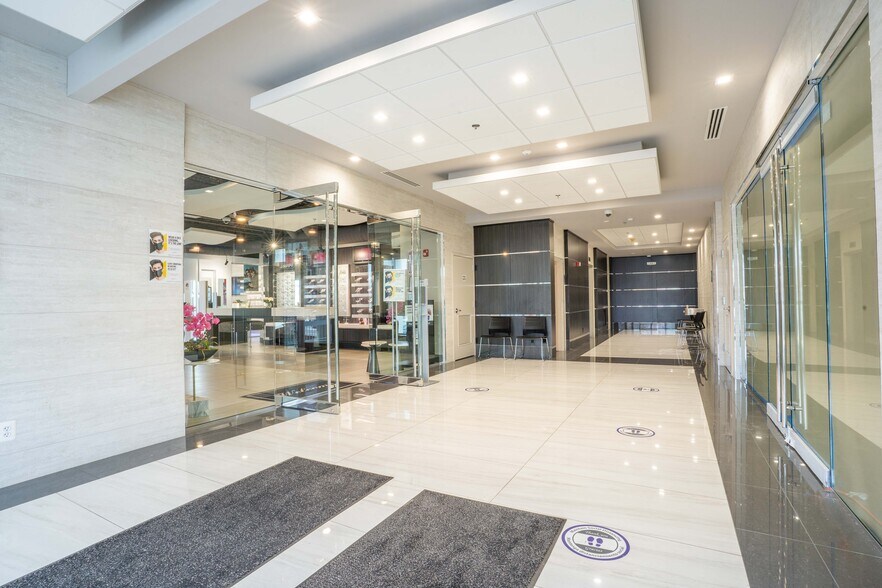 2045 E University Blvd, Hyattsville, MD for lease - Interior Photo - Image 2 of 15