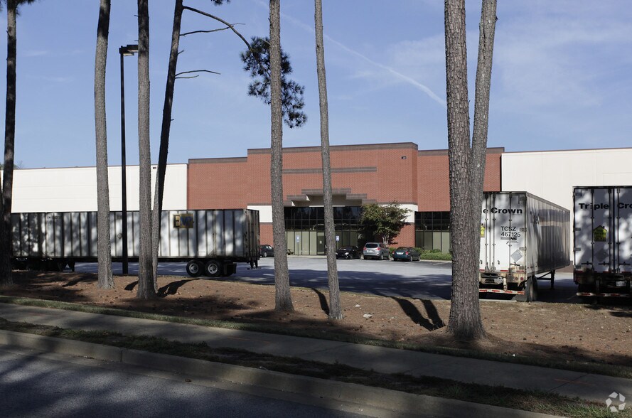 5395 Oakley Industrial Blvd, Fairburn, GA à louer - Photo du bâtiment - Image 3 de 5