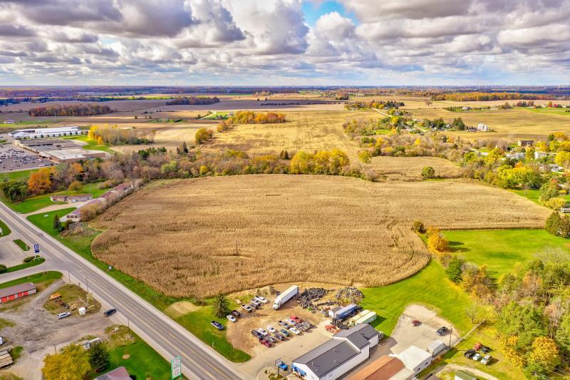 1296 Caro Road, Caro, MI for sale - Building Photo - Image 3 of 11